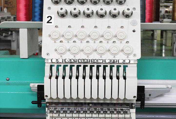LJ-1202 Двухголовочная вышивальная машина для шапок
