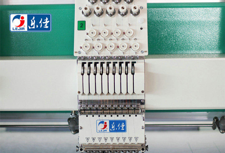 LJ-906 Высокоскоростная компьютеризированная вышивальная машина с 6 головками